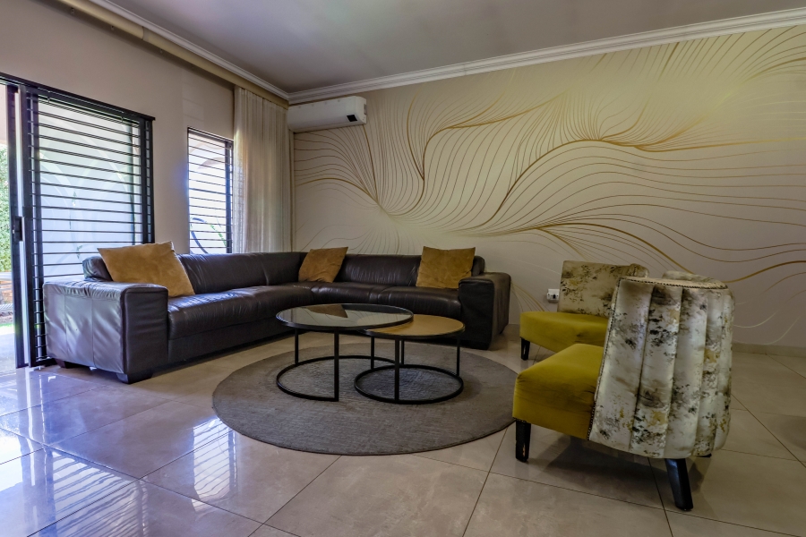 3 Bedroom Property for Sale in Monavoni Gauteng