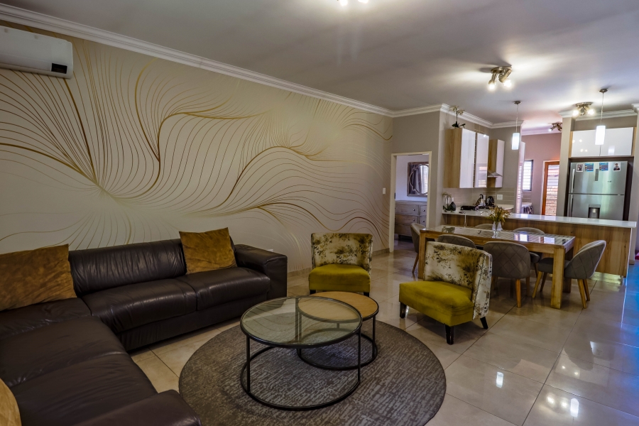 3 Bedroom Property for Sale in Monavoni Gauteng