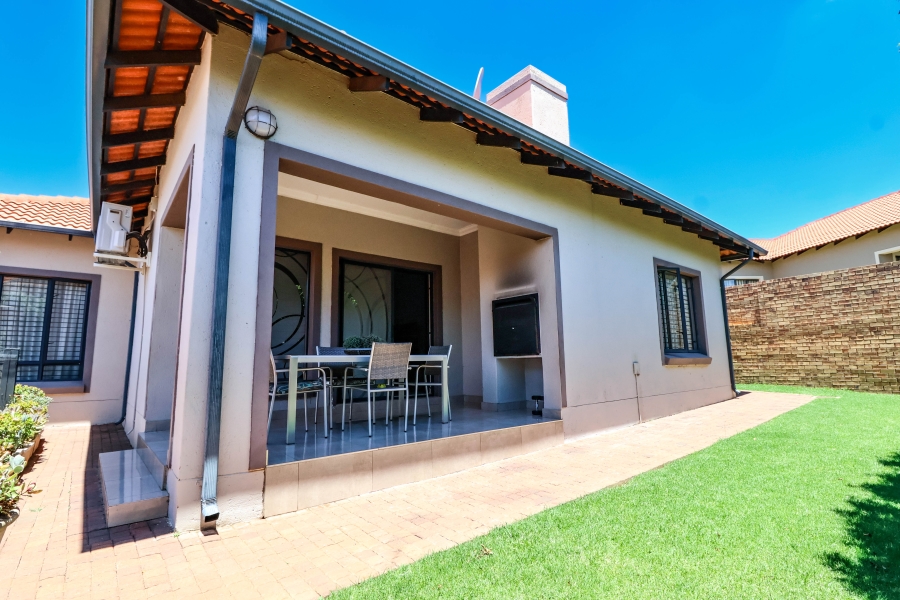 3 Bedroom Property for Sale in Monavoni Gauteng