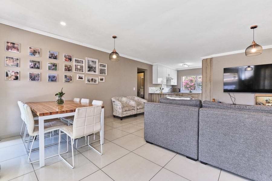 3 Bedroom Property for Sale in Barbeque Downs Gauteng