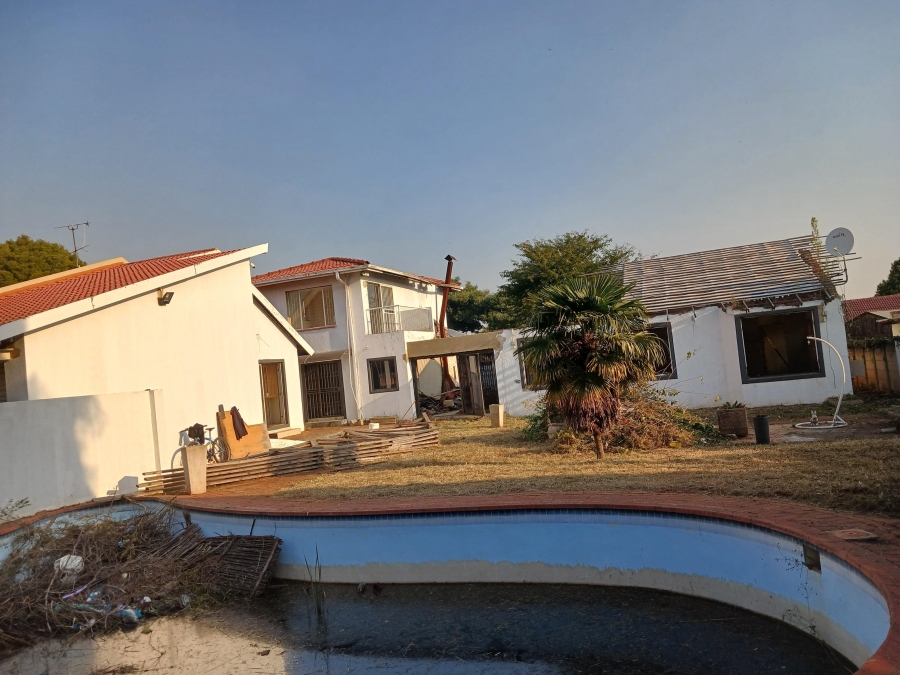 3 Bedroom Property for Sale in Witpoortjie Gauteng