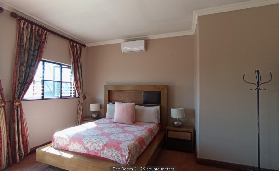 4 Bedroom Property for Sale in Maroeladal Gauteng