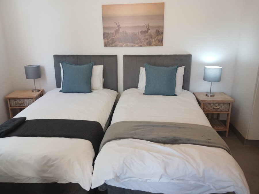 To Let 2 Bedroom Property for Rent in Sandhurst Gauteng