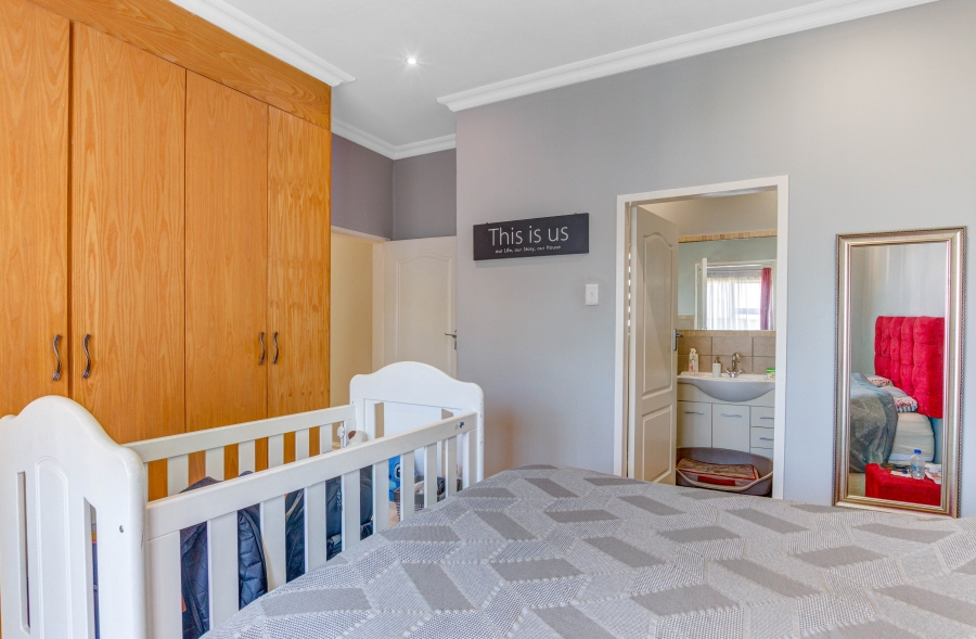 3 Bedroom Property for Sale in Buccleuch Gauteng