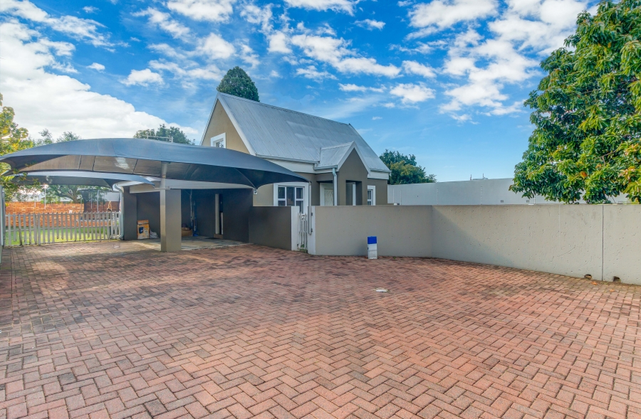 3 Bedroom Property for Sale in Buccleuch Gauteng