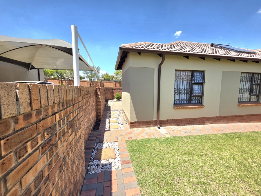 3 Bedroom Property for Sale in The Reeds Gauteng