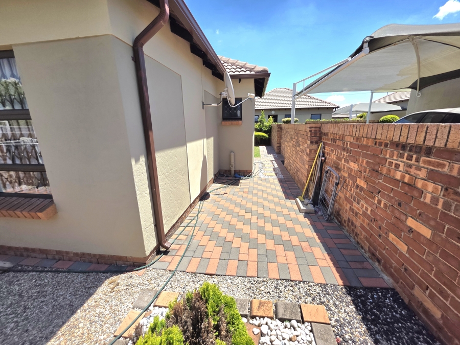 3 Bedroom Property for Sale in The Reeds Gauteng