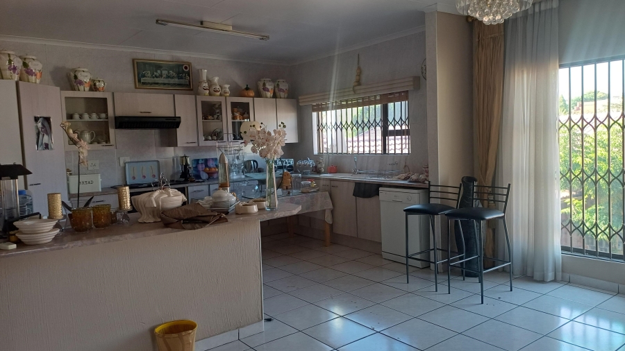 5 Bedroom Property for Sale in Winchester Hills Gauteng
