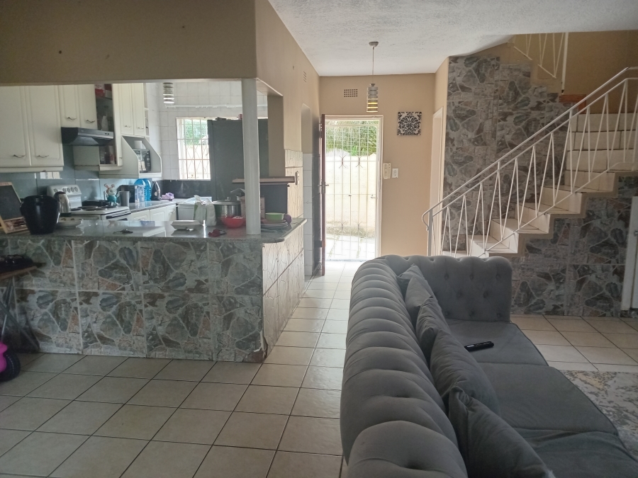 2 Bedroom Property for Sale in Lyndhurst Gauteng