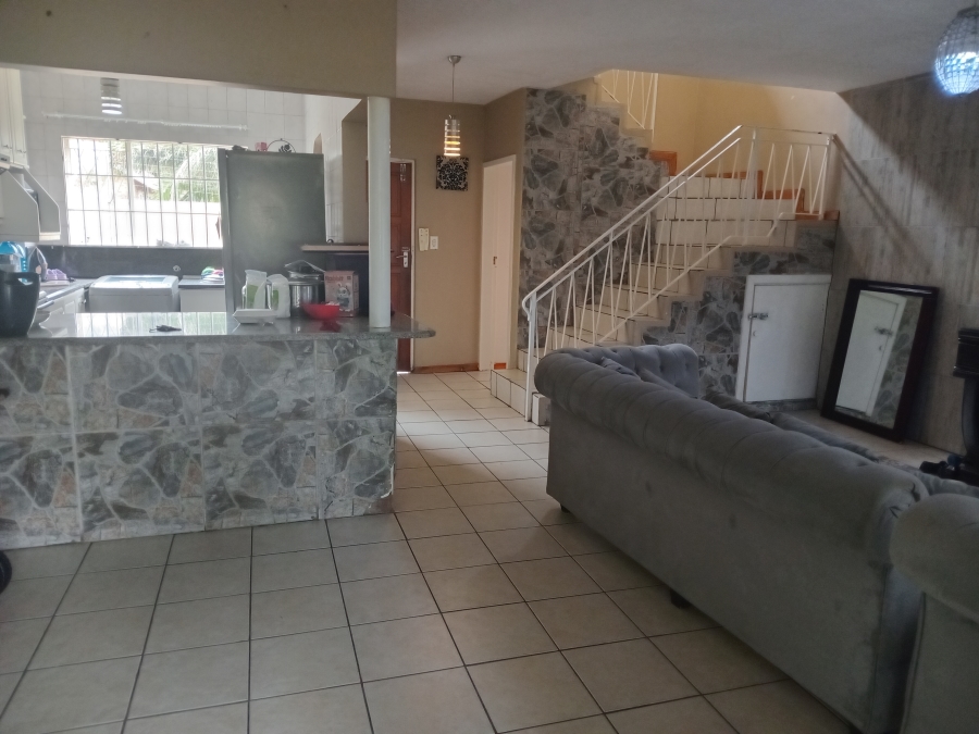 2 Bedroom Property for Sale in Lyndhurst Gauteng