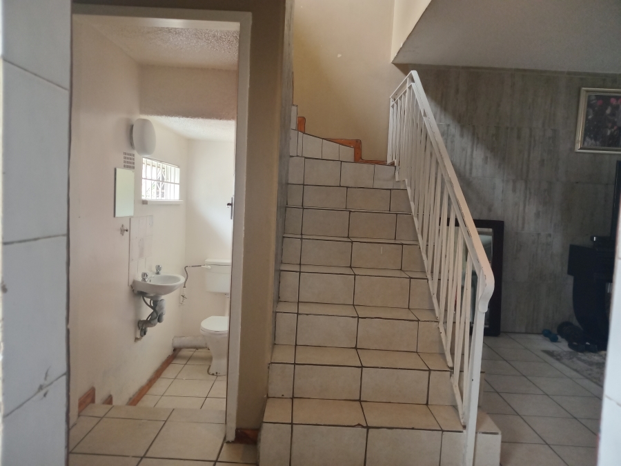 2 Bedroom Property for Sale in Lyndhurst Gauteng