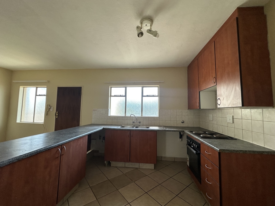 2 Bedroom Property for Sale in Country View Gauteng