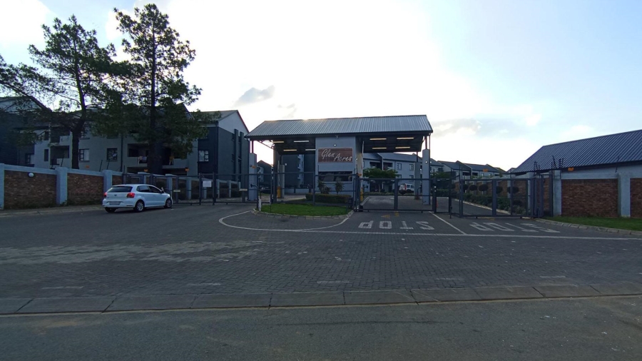 1 Bedroom Property for Sale in Glen Austin Gauteng