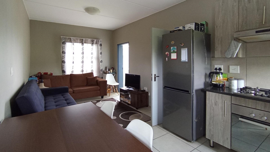 1 Bedroom Property for Sale in Glen Austin Gauteng