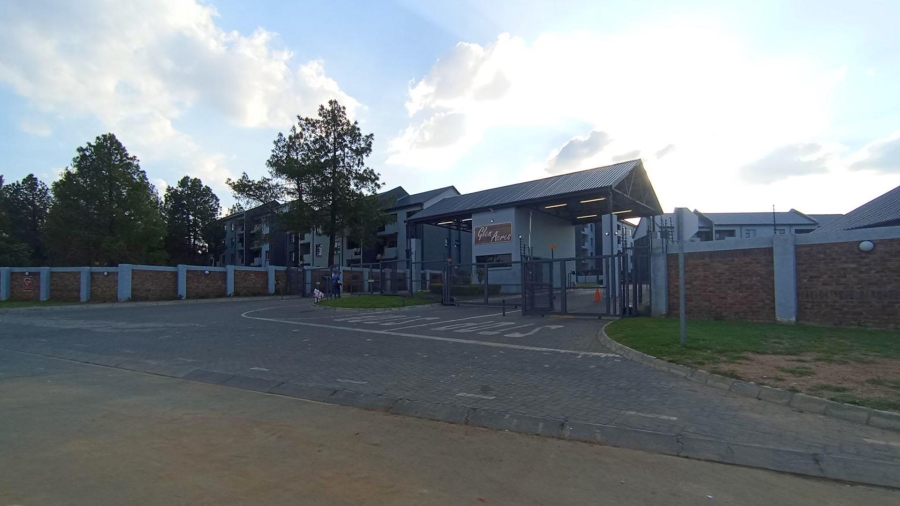 1 Bedroom Property for Sale in Glen Austin Gauteng