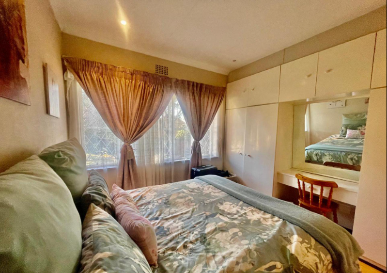 4 Bedroom Property for Sale in Constantia Kloof Gauteng