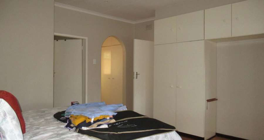 4 Bedroom Property for Sale in Constantia Kloof Gauteng