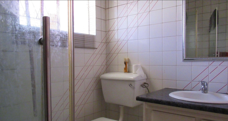 4 Bedroom Property for Sale in Constantia Kloof Gauteng