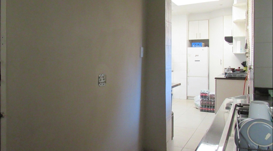 4 Bedroom Property for Sale in Constantia Kloof Gauteng