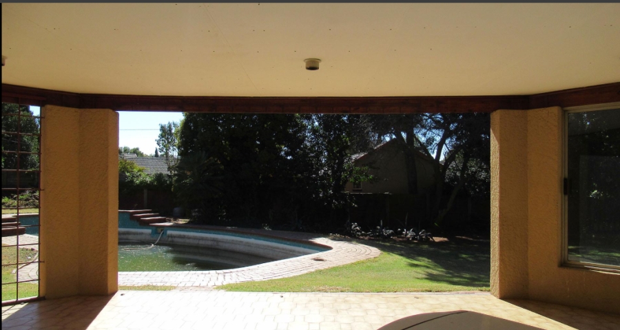 4 Bedroom Property for Sale in Constantia Kloof Gauteng