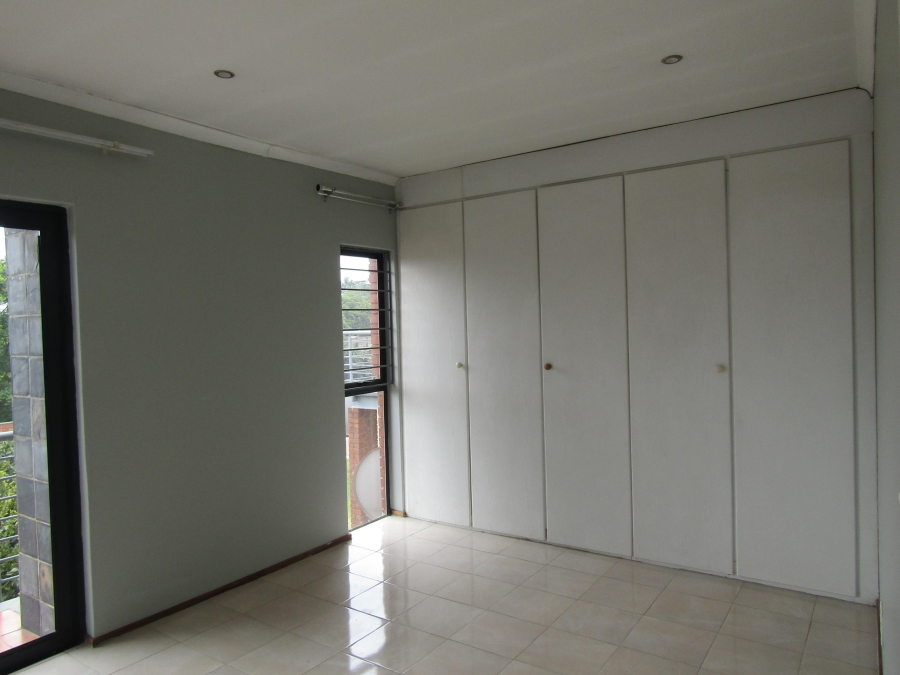 2 Bedroom Property for Sale in Auckland Park Gauteng
