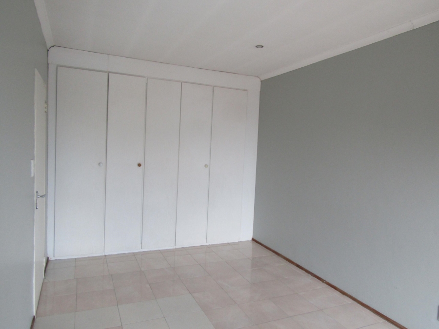 2 Bedroom Property for Sale in Auckland Park Gauteng