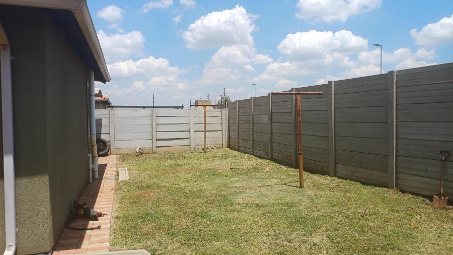 3 Bedroom Property for Sale in Sky City Gauteng