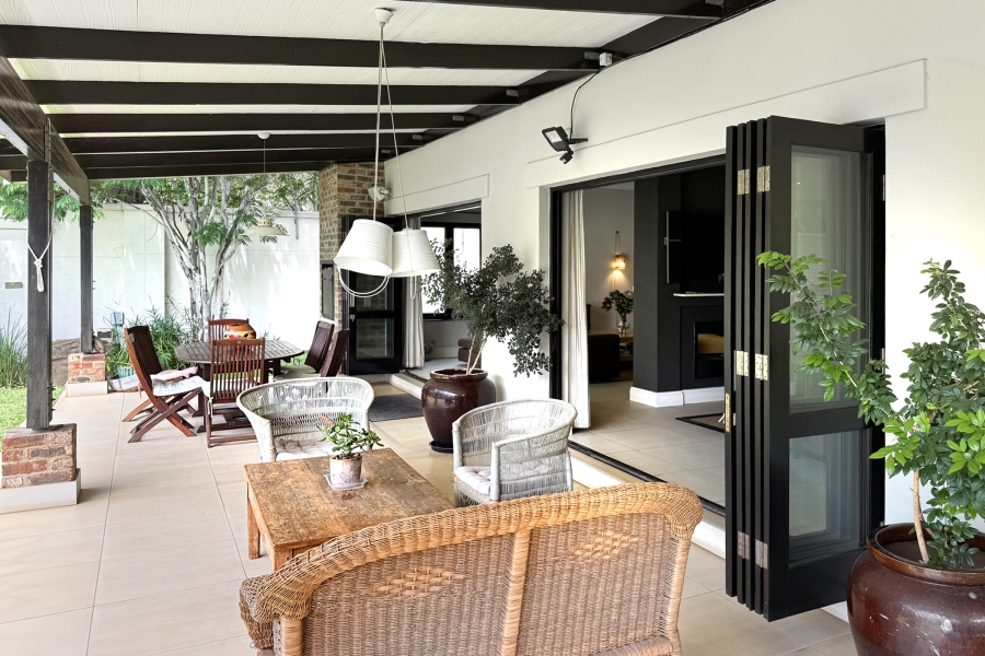 5 Bedroom Property for Sale in Bryanston Gauteng