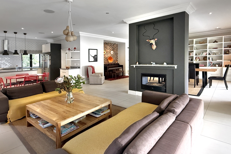 5 Bedroom Property for Sale in Bryanston Gauteng