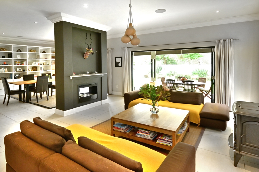 5 Bedroom Property for Sale in Bryanston Gauteng