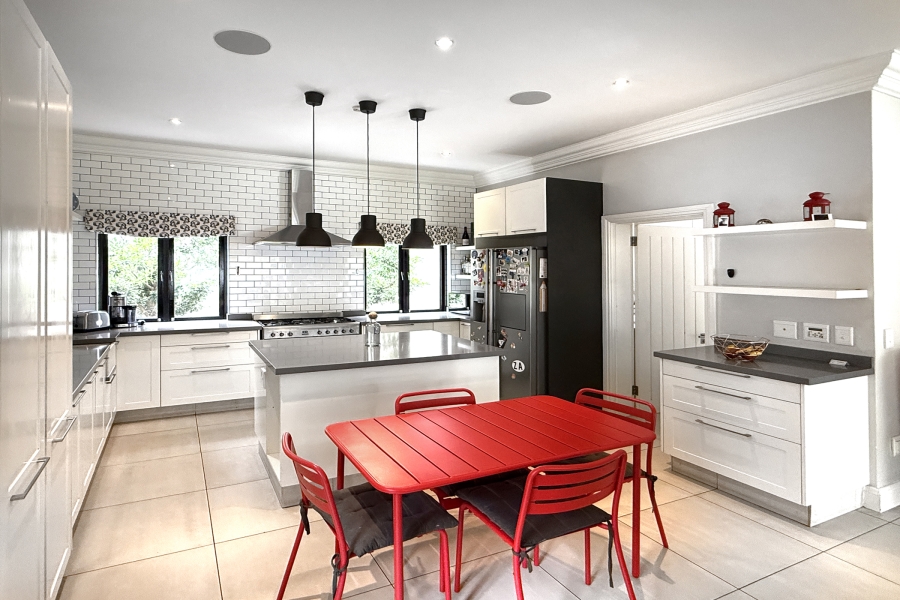 5 Bedroom Property for Sale in Bryanston Gauteng