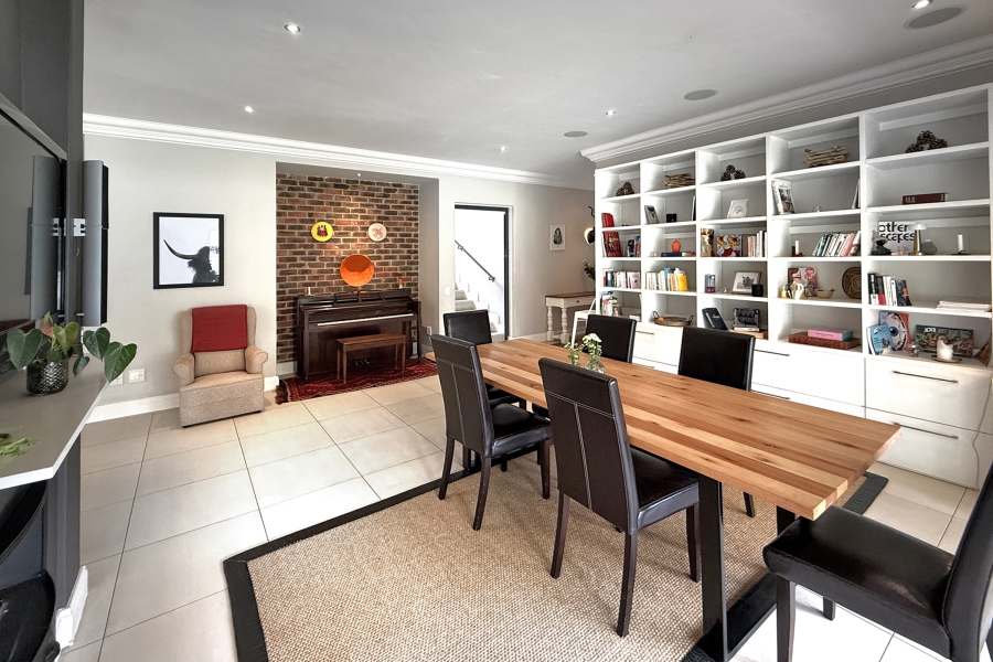 5 Bedroom Property for Sale in Bryanston Gauteng