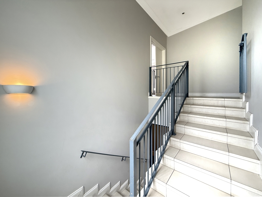 5 Bedroom Property for Sale in Bryanston Gauteng