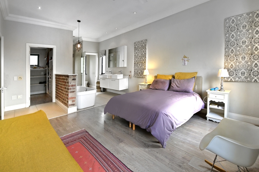 5 Bedroom Property for Sale in Bryanston Gauteng