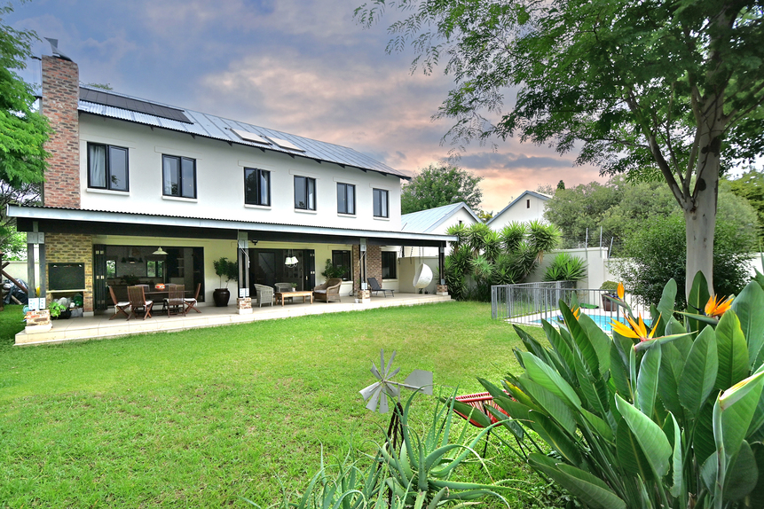 5 Bedroom Property for Sale in Bryanston Gauteng