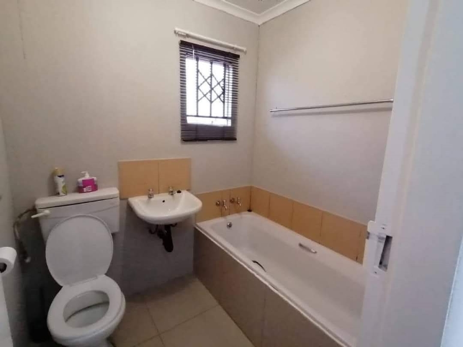 2 Bedroom Property for Sale in Protea Glen Gauteng