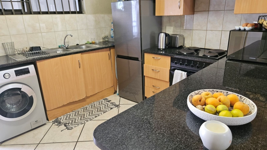 1 Bedroom Property for Sale in Sunninghill Gauteng