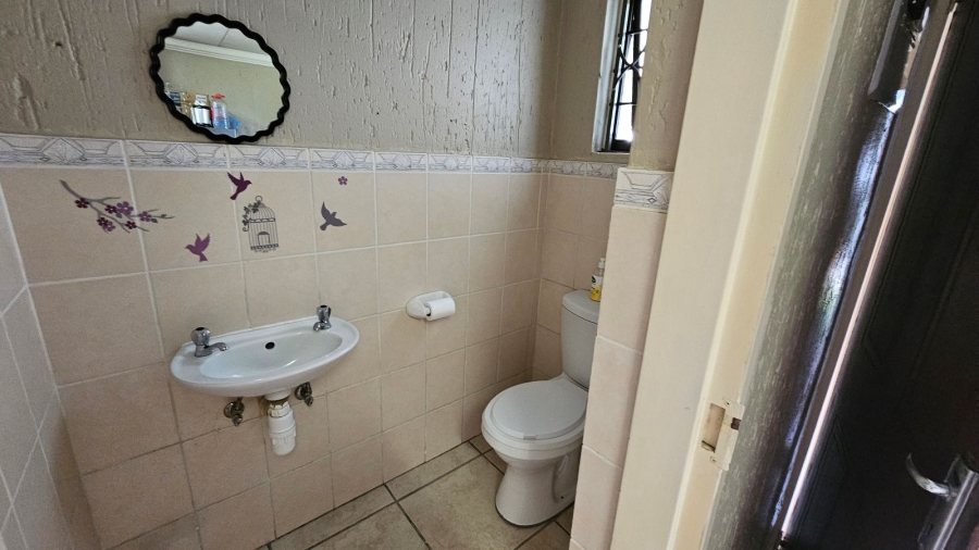 1 Bedroom Property for Sale in Sunninghill Gauteng