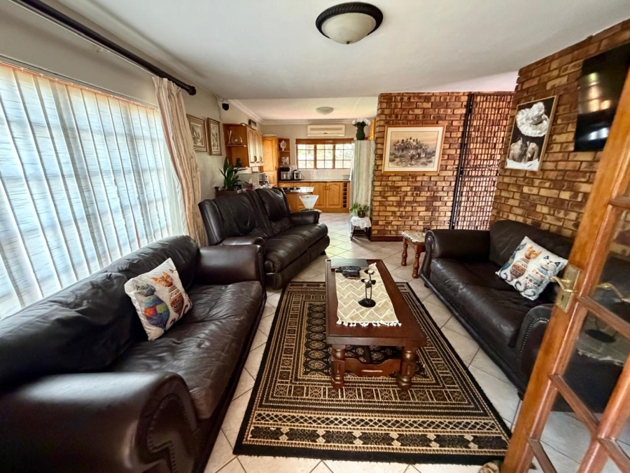 3 Bedroom Property for Sale in Eldoraigne Gauteng