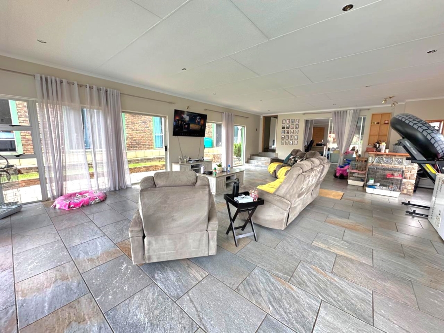 3 Bedroom Property for Sale in The Reeds Gauteng