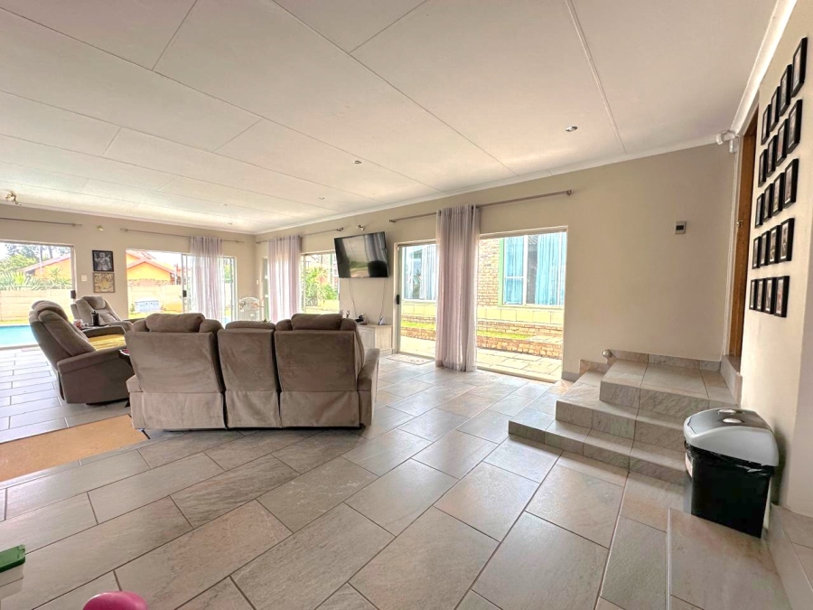 3 Bedroom Property for Sale in The Reeds Gauteng