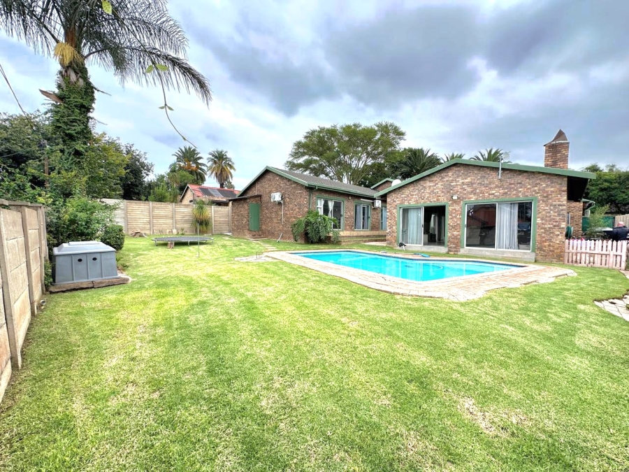3 Bedroom Property for Sale in The Reeds Gauteng