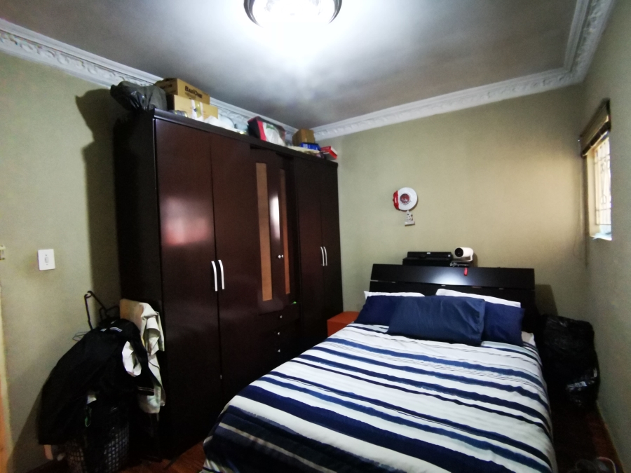 4 Bedroom Property for Sale in Lenasia Ext 11 Gauteng