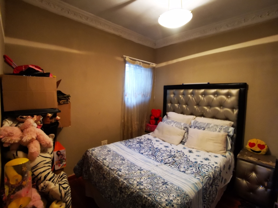 4 Bedroom Property for Sale in Lenasia Ext 11 Gauteng