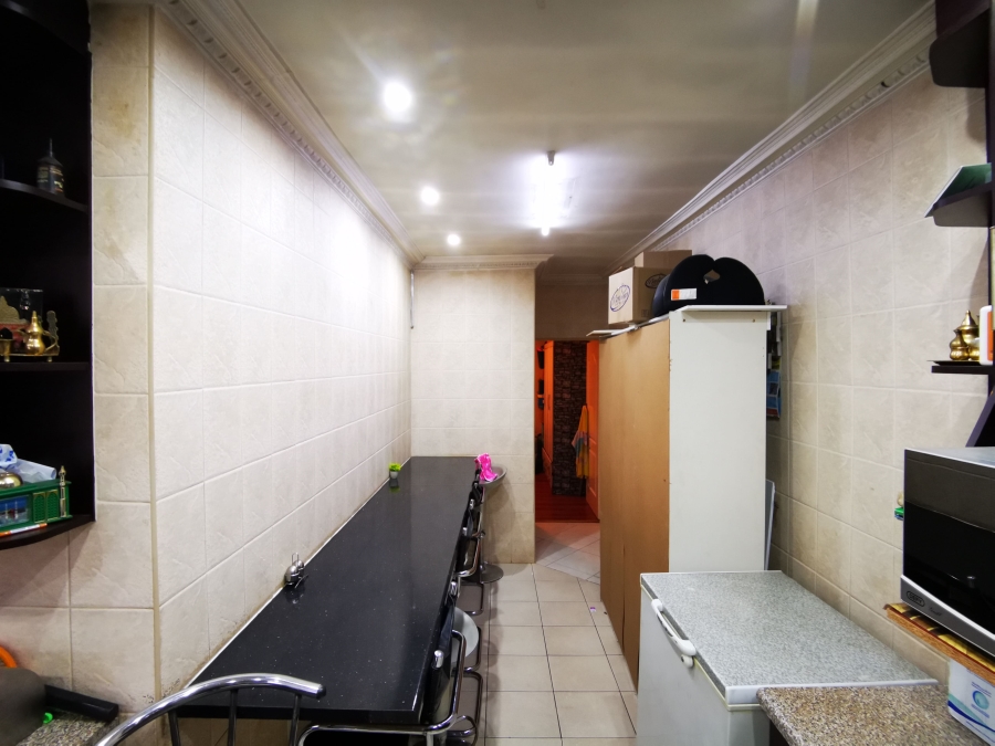 4 Bedroom Property for Sale in Lenasia Ext 11 Gauteng