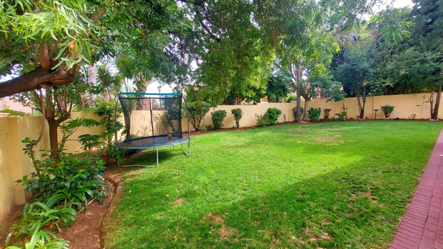 3 Bedroom Property for Sale in Halfway Gardens Gauteng