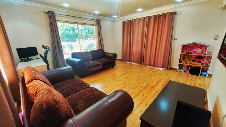 3 Bedroom Property for Sale in Halfway Gardens Gauteng