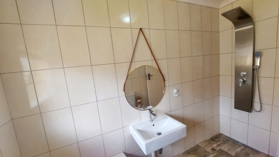 3 Bedroom Property for Sale in Halfway Gardens Gauteng