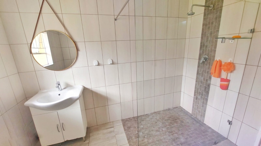 3 Bedroom Property for Sale in Halfway Gardens Gauteng