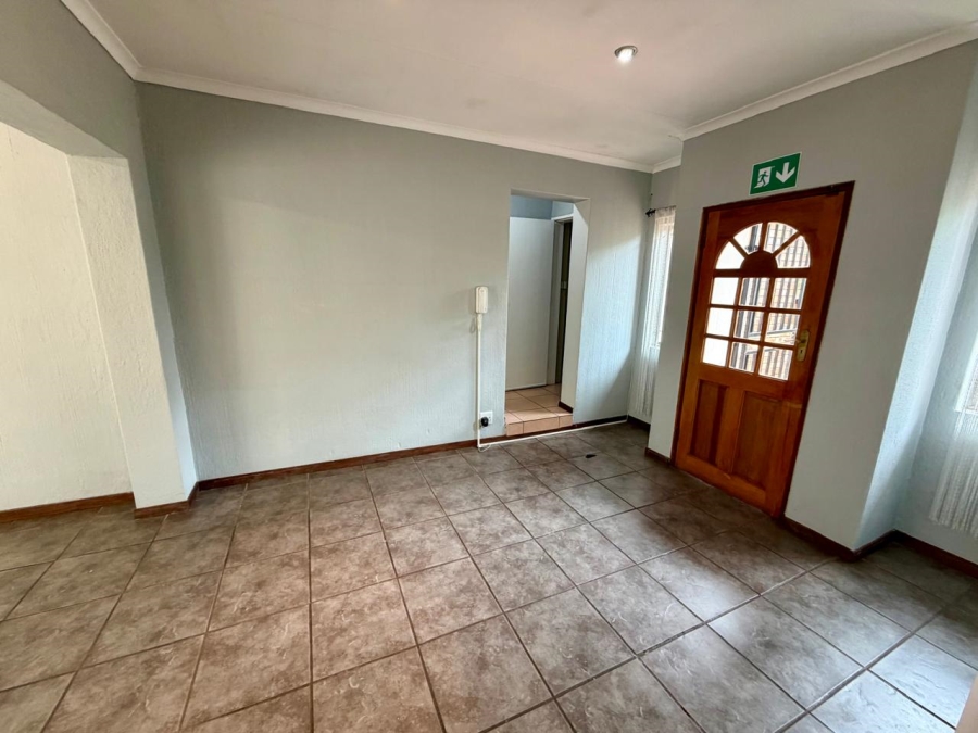 4 Bedroom Property for Sale in Wierda Park Gauteng